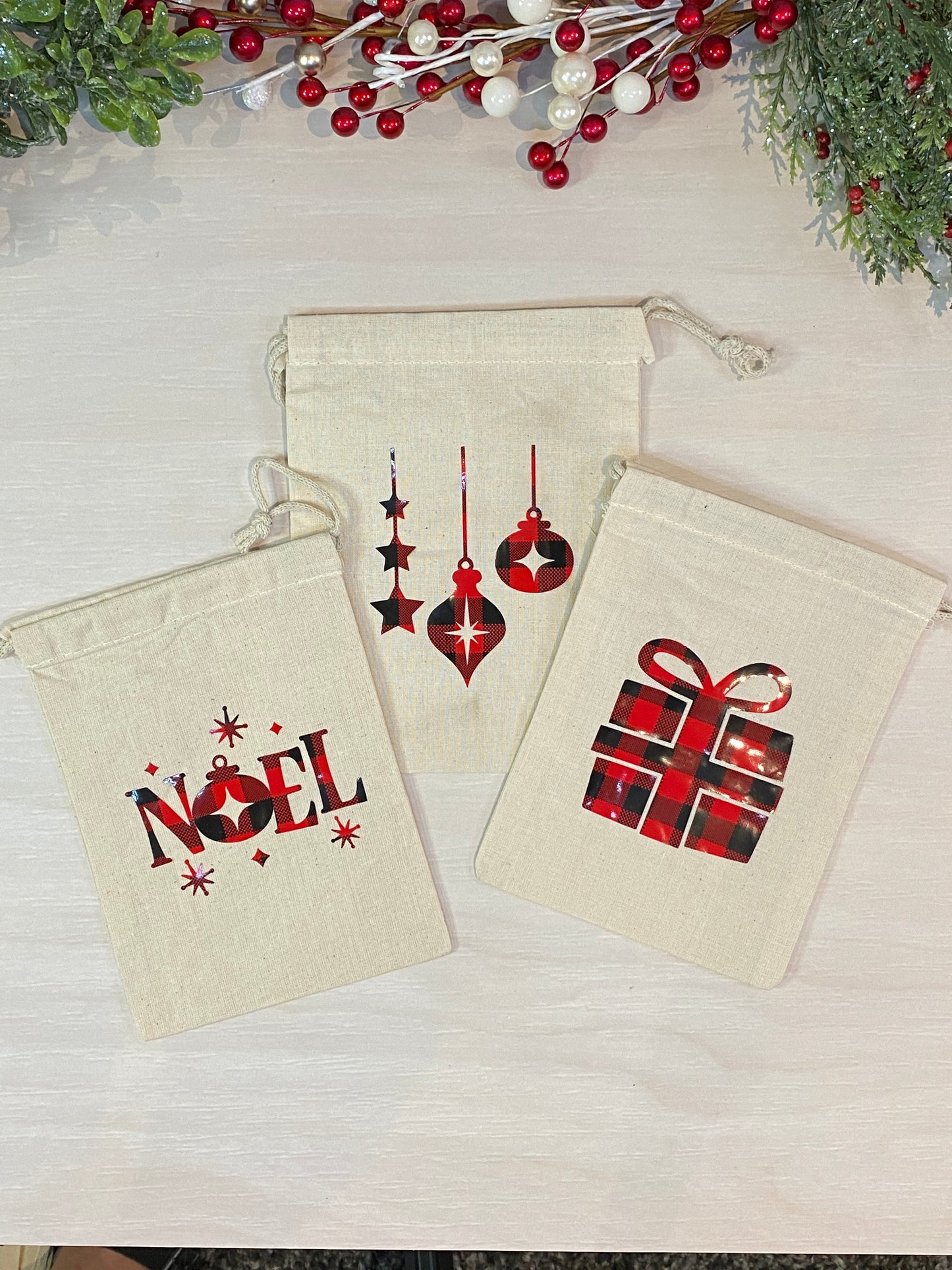 Ensemble de 3 sacs cadeaux réutilisables
