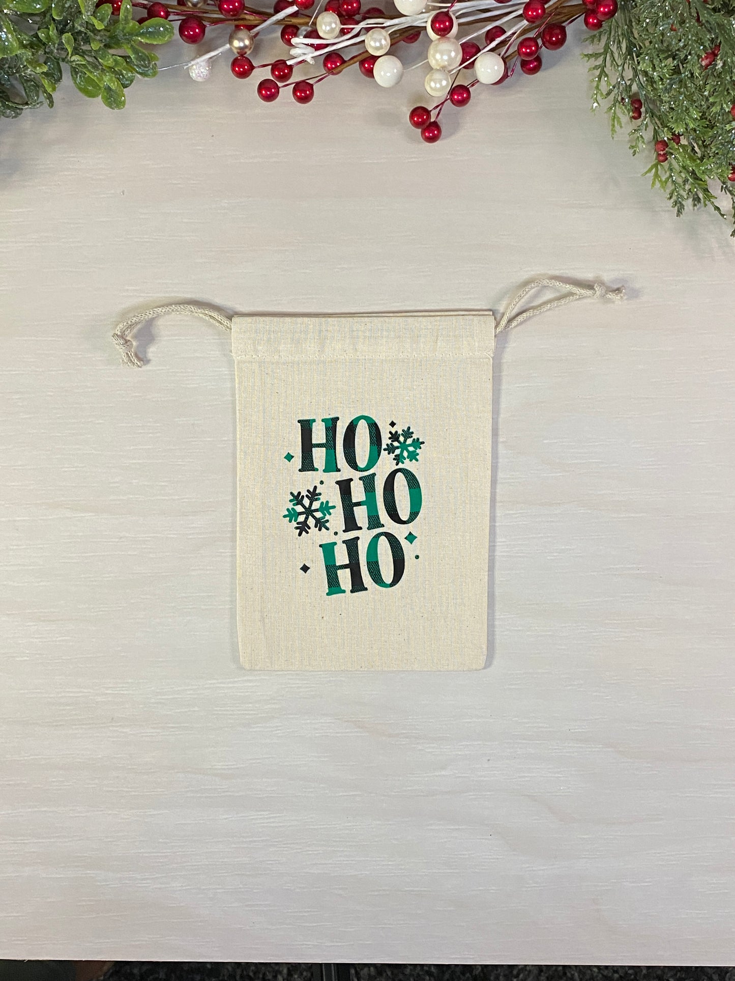 Sac cadeau réutilisable - motif de Noël vert et noir