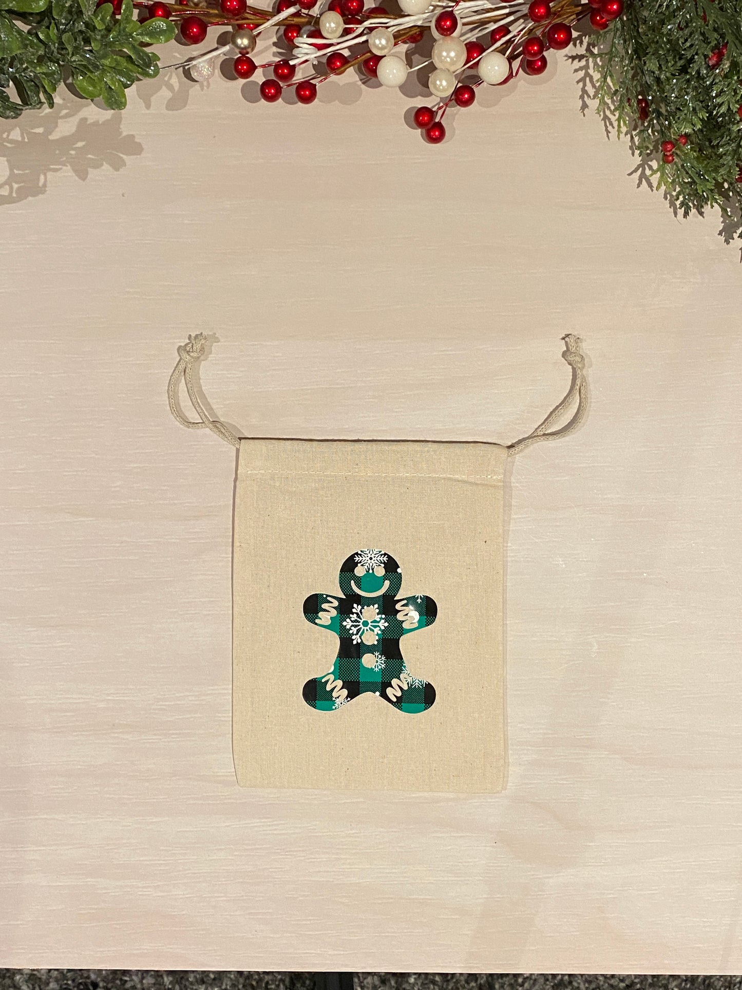 Sac cadeau réutilisable - motif de Noël vert et noir avec flocons